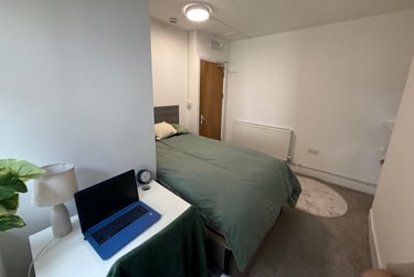 2 bed flat, Eversley Road, Sketty, Swansea, SA29DE - Image 9