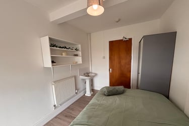 3 bed flat, Bryn Road, Brynmill, Swansea, SA20AR - Image 15