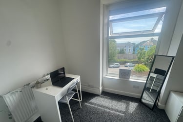 3 bed flat, Malvern Terrace, Brynmill, Swansea, SA20BE - Image 6