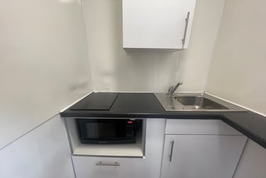 1 bed studio, Finsbury Terrace, Brynmill, Swansea, SA20AH - Image 6