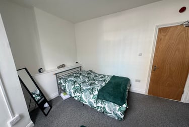 2 bed flat, Bryn Road, Brynmill, Swansea, SA20AR - Image 6