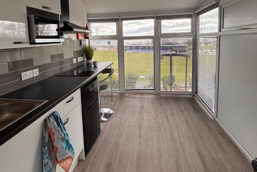 1 bed flat, Bryn Road, Brynmill, Swansea, SA20AR - Image 6