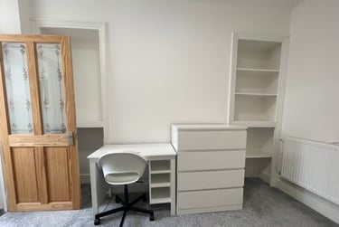 2 bed flat, King Edwards Road, Brynmill, Swansea, SA14LU - Image 7
