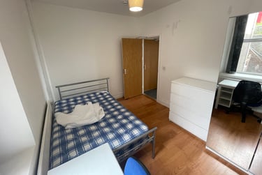 2 bed flat, Bryn Road, Brynmill, Swansea, SA20AT - Image 7