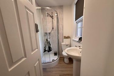 1 bed studio, Bryn Road, Brynmill, Swansea, SA20AR - Image 9