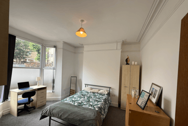 3 bed house, Gwydr Crescent, Uplands, Swansea, SA20AD - Image 7