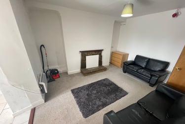 3 bed flat, Bryn Road, Brynmill, Swansea, SA20AP - Image 8