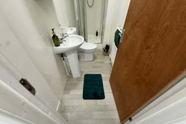 3 bed flat, Bryn Road, Brynmill, Swansea, SA20AR - Image 8