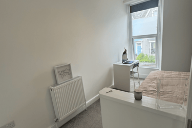 3 bed flat, Bryn Road, Brynmill, Swansea, SA20AR - Image 12