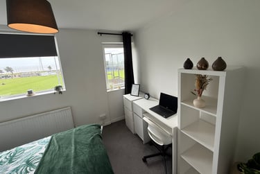 1 bed flat, Bryn Road, Brynmill, Swansea, SA20AR - Image 8