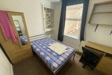 2 bed flat, St Albans Road, Brynmill, Swansea, SA20BP - Image 12