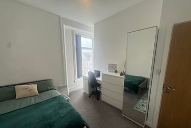 2 bed flat, Finsbury Terrace, Brynmill, Swansea, SA20AH - Image 9