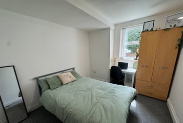 2 bed flat, Bryn Road, Brynmill, Swansea, SA20AR - Image 9