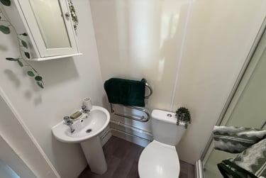 1 bed flat, Bryn Road, Brynmill, Swansea, SA20AR - Image 9