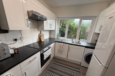 2 bed flat, Eversley Road, Sketty, Swansea, SA29DE - Image 13