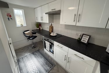 1 bed flat, Malvern Terrace, Brynmill, Swansea, SA20BE - Image 9