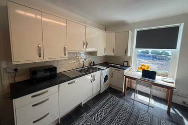 6 bed flat, Bryn Road, Brynmill, Swansea, SA20AP - Image 9