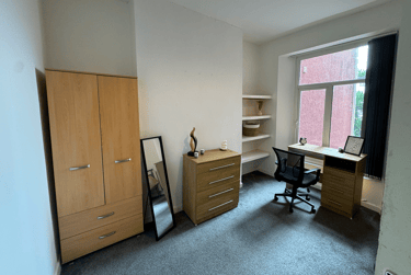 3 bed flat, Bryn Road, Brynmill, Swansea, SA20AR - Image 10