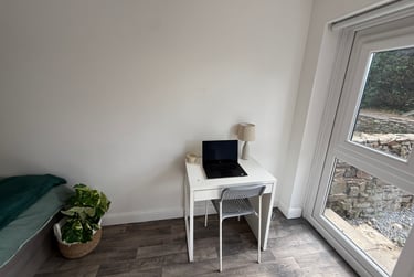 2 bed flat, Bryn Road, Brynmill, Swansea, SA20AR - Image 10