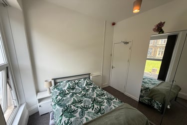 2 bed flat, Bryn Road, Brynmill, Swansea, SA20AP - Image 10