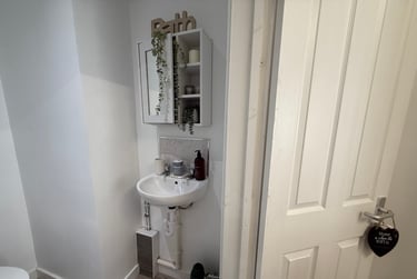 1 bed flat, Bryn Road, Brynmill, Swansea, SA20AP - Image 10