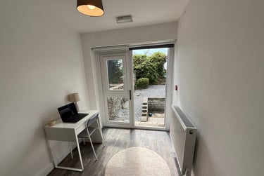 2 bed flat, Bryn Road, Brynmill, Swansea, SA20AR - Image 11