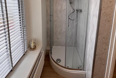 1 bed studio, Bryn Road, Brynmill, Swansea, SA20AR - Image 11