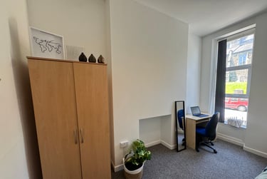 3 bed flat, Bryn Road, Brynmill, Swansea, SA20AP - Image 11