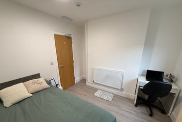 2 bed flat, St Helens Road, Mount Pleasant, Swansea, SA14DQ - Image 9