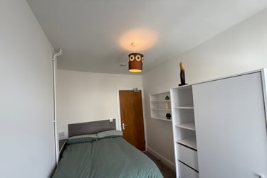 2 bed flat, Eversley Road, Sketty, Swansea, SA29DE - Image 11