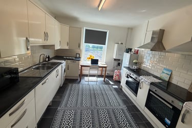 6 bed flat, Bryn Road, Brynmill, Swansea, SA20AP - Image 11