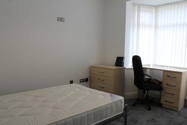 6 bed house, Glen Avenue, Monkgate, York, YO310XN - Image 4