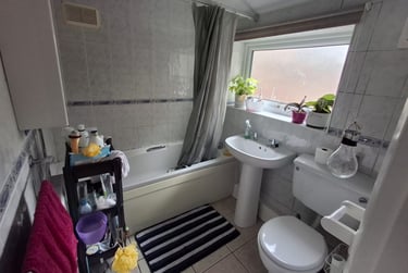 4 bed house, Hartoft Street, Grange Garth, York, YO104BN - Image 3