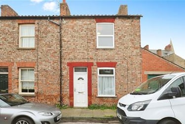 2 bed house, Harrison Street, Heworth, York, YO311DG - Image 1