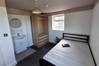 12 bed house, Hull Road, Layerthorpe, York, YO103JX - Image 2