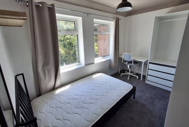 2 bed house, Derwent Avenue, Layerthorpe, York, YO103SS - Image 3