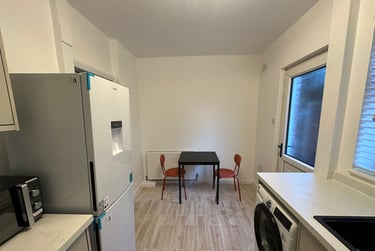 2 bed house, Pottery Lane, The Groves, York, YO318SN - Image 1