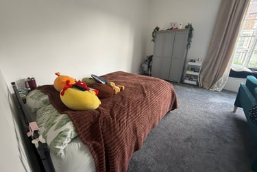 1 bed flat, Holgate Road, City Centre, York, YO244AA - Image 1
