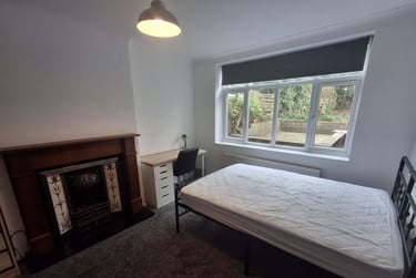 6 bed house, Thief Lane, Layerthorpe, York, YO103HS - Image 2