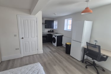 1 bed flat, Main Street, Heslington, York, YO105EA - Image 2
