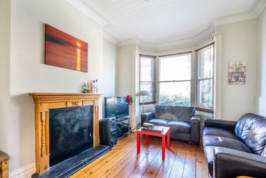 5 bed house, White Cross Road, The Groves, York, YO318JR - Image 3