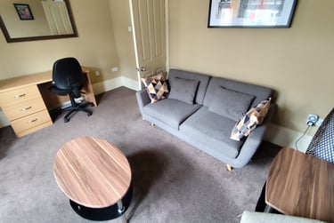 1 bed flat, Melbourne Street, Fishergate, York, YO105AQ - Image 2