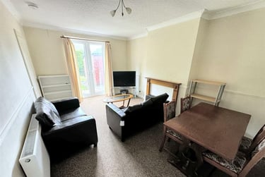 4 bed house, Sixth Avenue, Tang Hall, York, YO310UT - Image 3