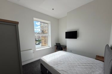 2 bed flat, Fulford Road, Grange Garth, York, YO104BD - Image 3