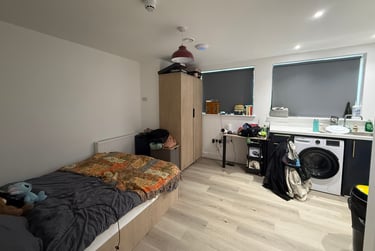 1 bed flat, Main Street, Heslington, York, YO105EA - Image 3