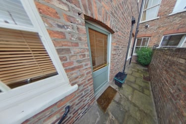 4 bed house, Alma Terrace, Grange Garth, York, YO104DQ - Image 2