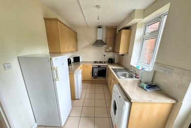 4 bed house, Sixth Avenue, Tang Hall, York, YO310UT - Image 4