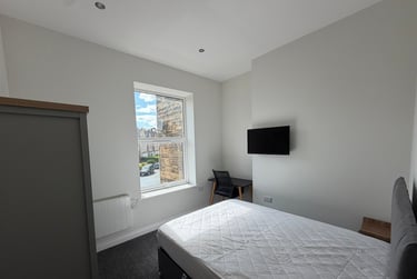 2 bed flat, Fulford Road, Grange Garth, York, YO104BD - Image 4