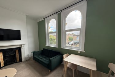 2 bed flat, Heslington Road, Fishergate, York, YO105AU - Image 5
