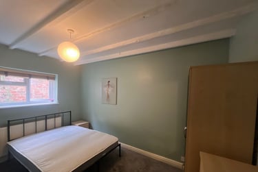 1 bed flat, Lord Mayors Walk, Monkgate, York, YO317HA - Image 2